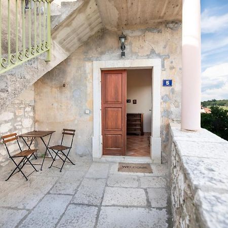 Old Town Studio And Apartment Vrsar Luaran gambar